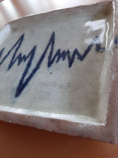 Ceramic pottery dish