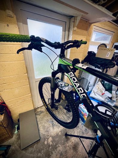 Boardman X9 mountain bike