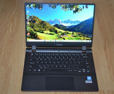 Venturer Ultra Slim Laptop SSD, DDR4, Full HD + Microsoft Office