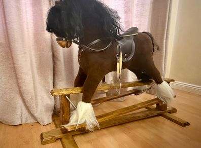 Rocking/gliding horse