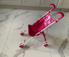 Doll baby prawn / stroller