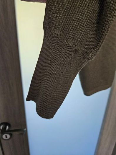 BNWT Khaki jumper