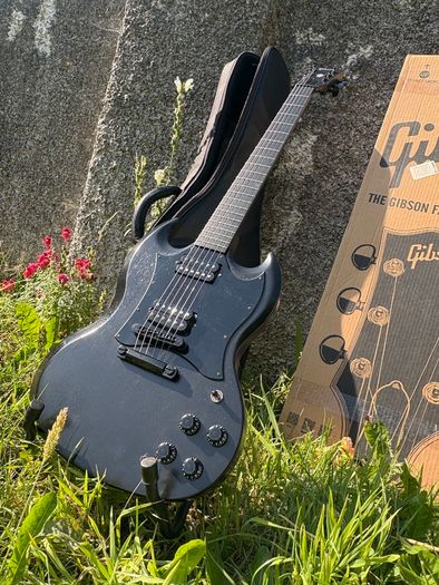 Gibson SG Raven Limited Edition 2021 Satin Ebony