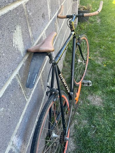 Single speed mongoose bike