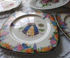 Collection of cake/display Plates