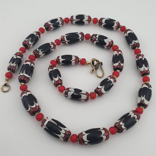 Antique Venetian Style Black Trade & Red Venetian Whiteheart Glass Beads Necklace