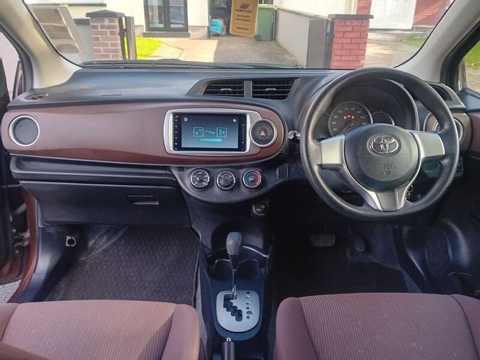 2014 Toyota Vitz