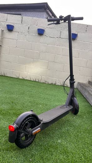 Xiaomi Mi Electric Scooter Pro 2 - Excellent Condition, Honeycomb Tyre, Long Range