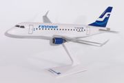 FINNAIR 1:100 scale model airplane, Embraer 170 aircraft, NEW