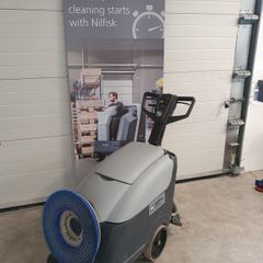 Scrubber dryer Nilfisk SC400