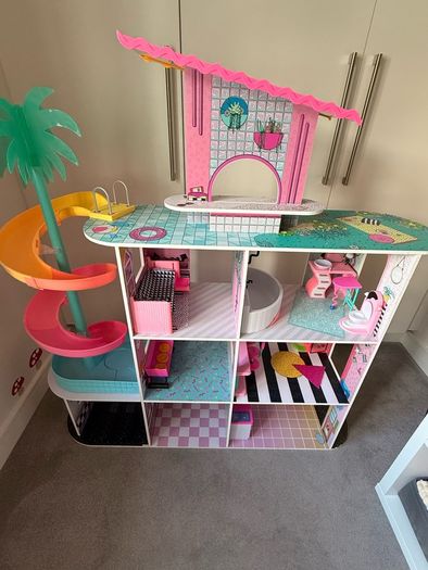 Doll house