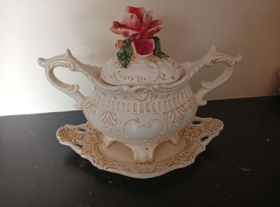 Soup Tureen with Underplate