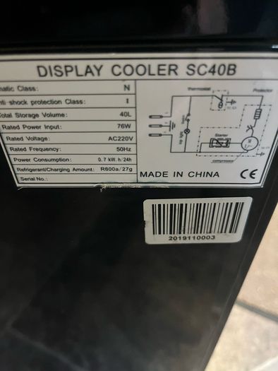 Fridge / cooler
