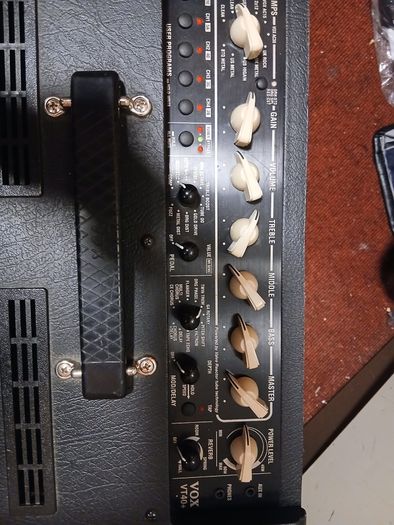 Gutiar Amp