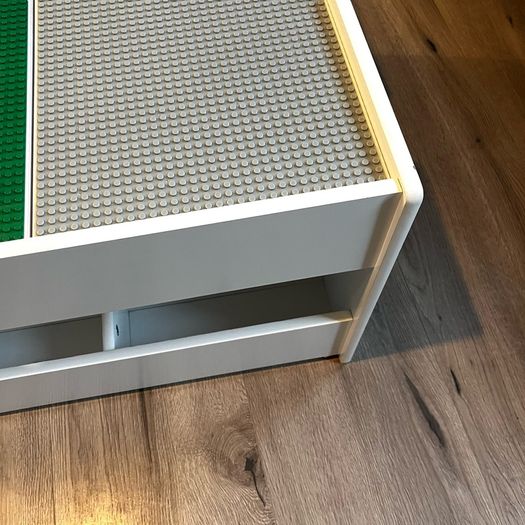 Lego Table