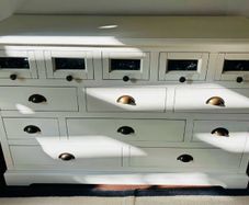 Dining Room Bureau / Dresser in cream white.. Superb!