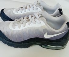 NIKE Trainers UK6
