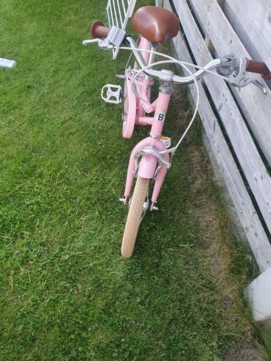 Bobbin Girls' Bicycle