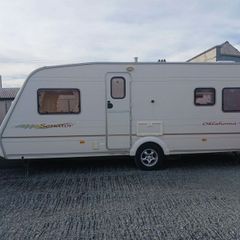 2005 bailey senator caravan fixed bed