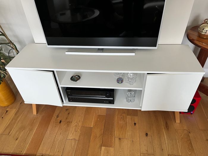 TV unit