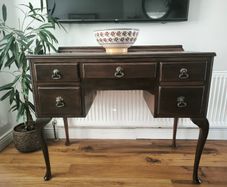Desk/Dresser