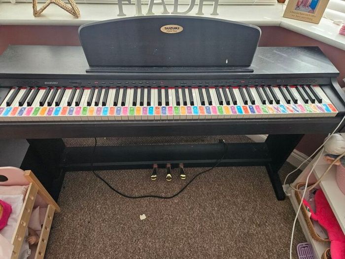 suzuki piano