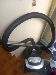 vacuum cleaner