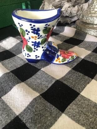 Benjamin Catalan ceramics floral boot collection