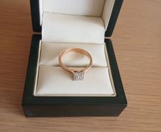 Diamond cluster ring