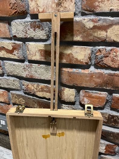 easel