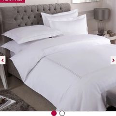 Duvet set Bailey &cole brand new- 1000 thread count!!