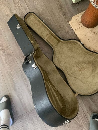 hard guitar case