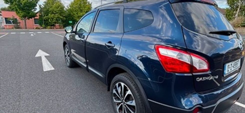 2012 Nissan Qashqai+2 N TEC ( top spec )
