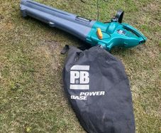 leaf blower