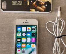 iPhone 5 16GB White/Silver Unlocked A1429