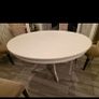 Kitchen table Image 2