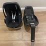 Maxi Cosi Carseat and Base Image 3