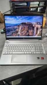 HP Laptop / 12gb / Ryzen 3 / 256gb