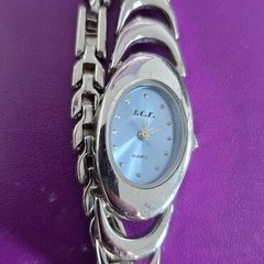 I.C.E. brand ladies' quartz wristwatch