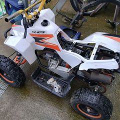 quad x 2