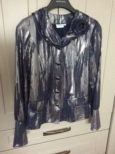 Brand  new blouse