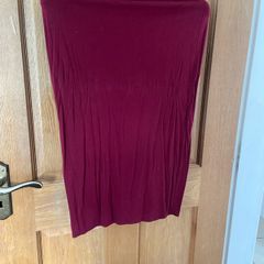 Boohoo light skirt