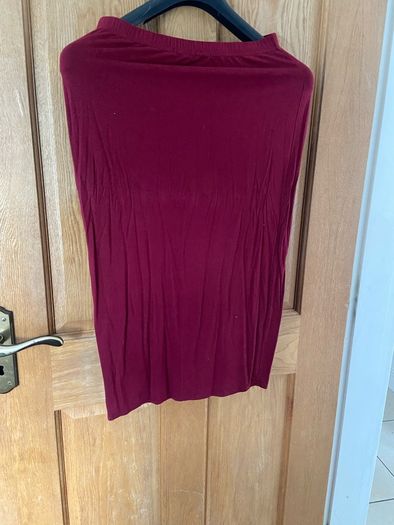 Boohoo light skirt