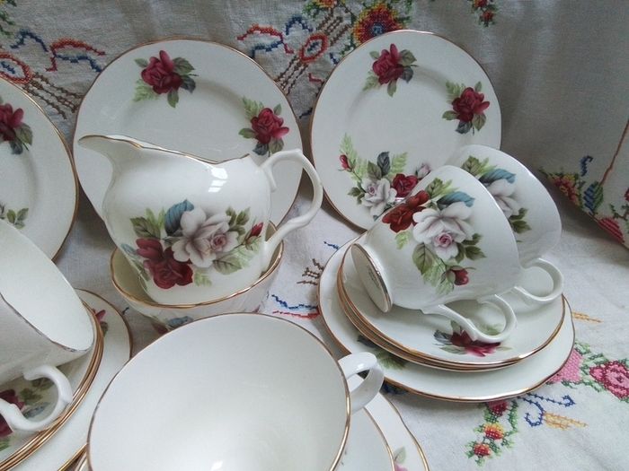 Crown Trent Teaset