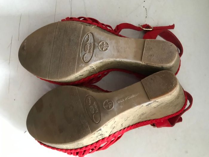 Pre-loved 'New Look Red Wedges - Size 4