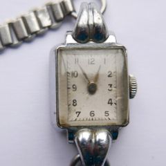 Vintage 1940 / 1950s art deco Silver Chrome Square Bezel Case Ladies watch / art deco cocktail watch, works well