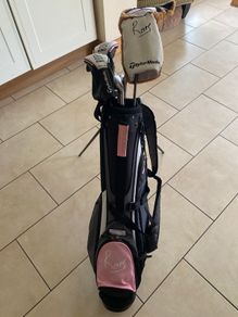Taylormade Rory McElroy Pink Kids Golf set
