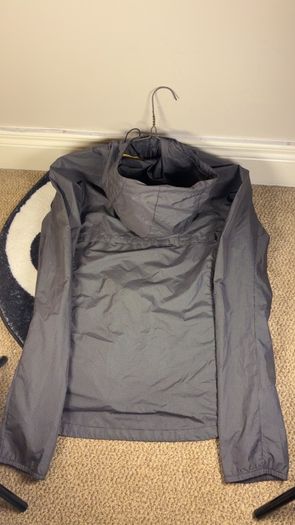 Nike Livestrong Running Series Woven Windbreaker