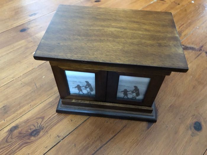 Vintage oak photo album memory box stores 63 photos
