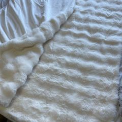 Faux Fur Throw New
